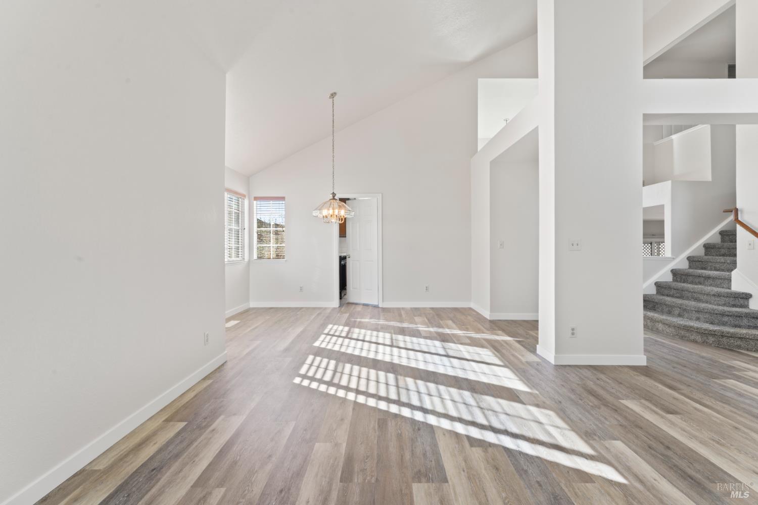 Detail Gallery Image 3 of 41 For 1175 Hickory Ave, Fairfield,  CA 94533 - 4 Beds | 3 Baths