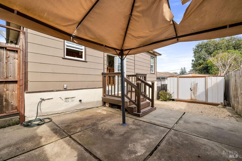 Detail Gallery Image 17 of 30 For 903 Jones Ct, Pinole,  CA 94564 - 2 Beds | 1/1 Baths