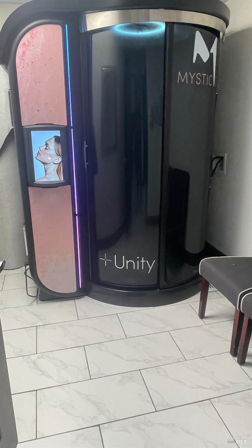 Detail Gallery Image 19 of 25 For 449 Center St, Healdsburg,  CA 95448 - – Beds | – Baths