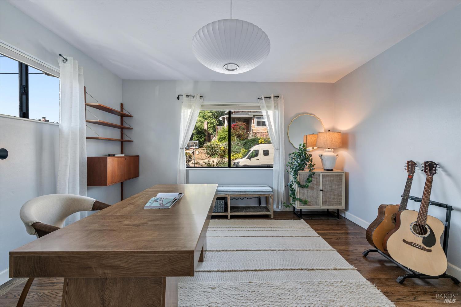 Detail Gallery Image 20 of 37 For 3990 Fairway Ave, Oakland,  CA 94605 - 2 Beds | 2 Baths