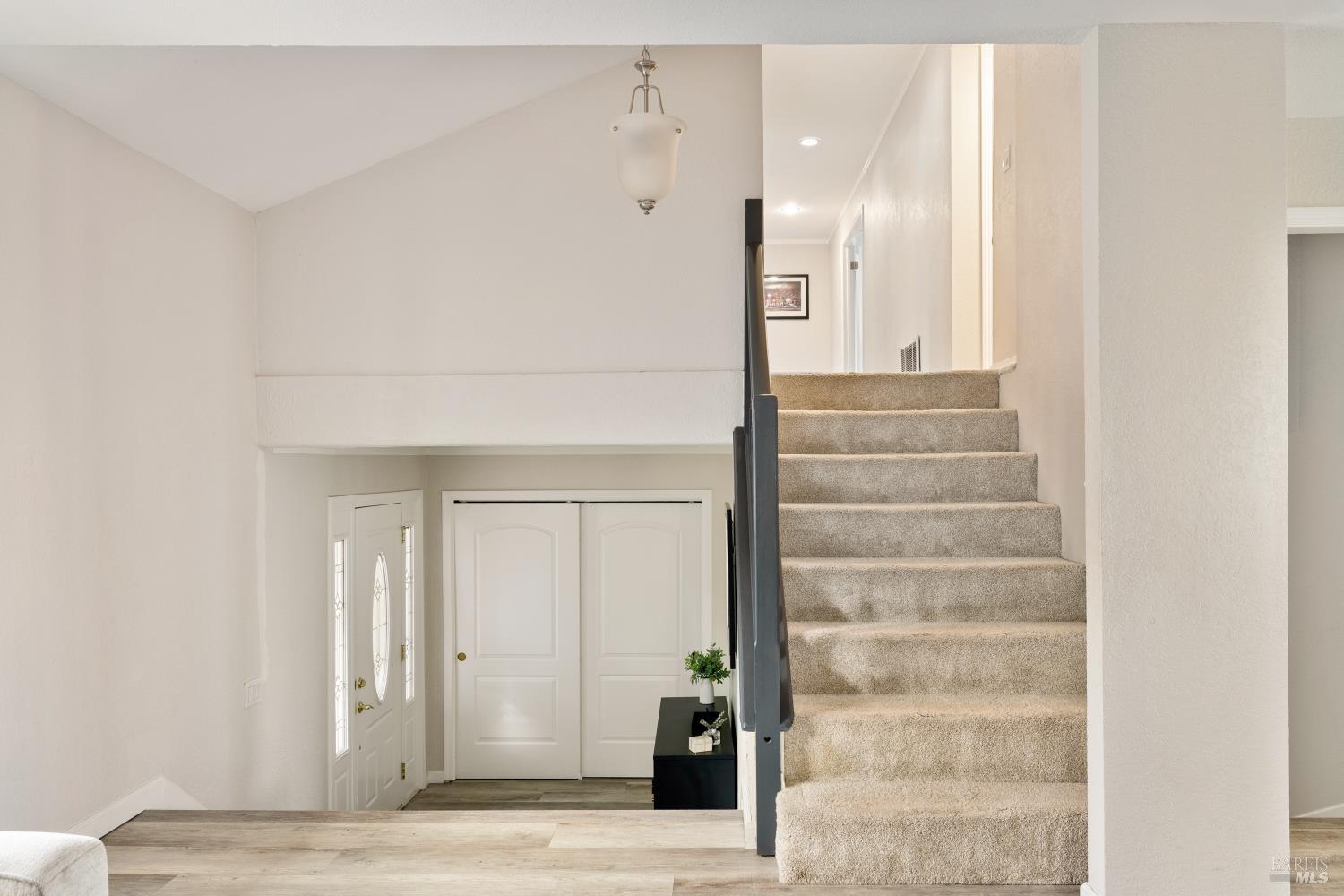 Detail Gallery Image 39 of 98 For 7413 English Hills Rd, Vacaville,  CA 95688 - 7 Beds | 4/1 Baths