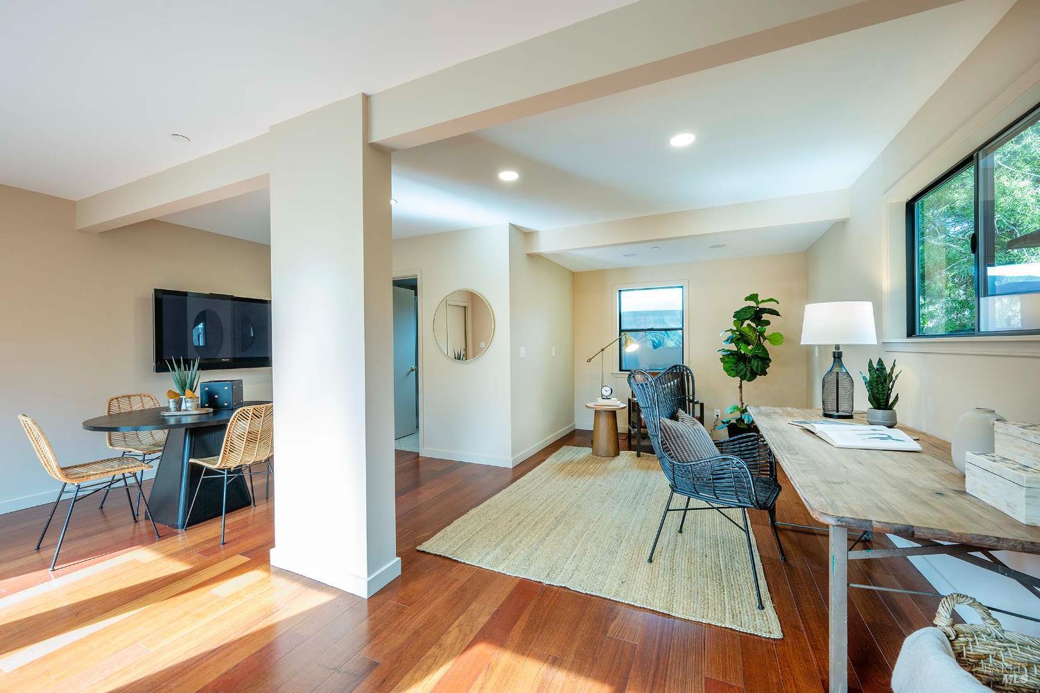 Detail Gallery Image 31 of 35 For 423 Matheson St, Healdsburg,  CA 95448 - 3 Beds | 2/2 Baths