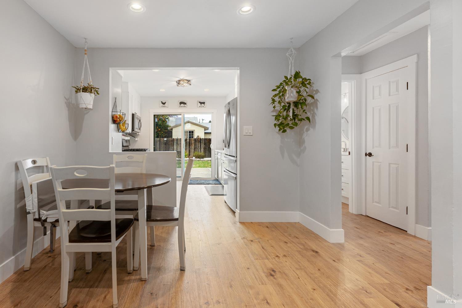 Detail Gallery Image 11 of 32 For 308 Buckeye St, Vacaville,  CA 95688 - 3 Beds | 1 Baths