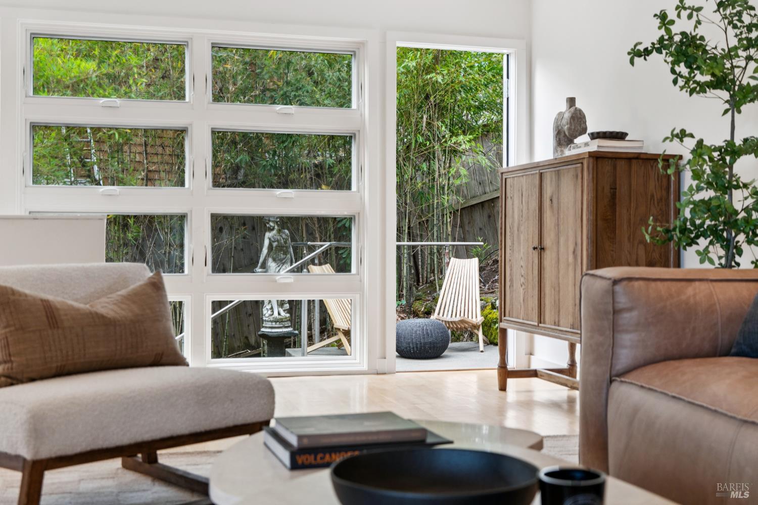 Detail Gallery Image 6 of 65 For 123 Almenar Dr, Greenbrae,  CA 94904 - 3 Beds | 3 Baths