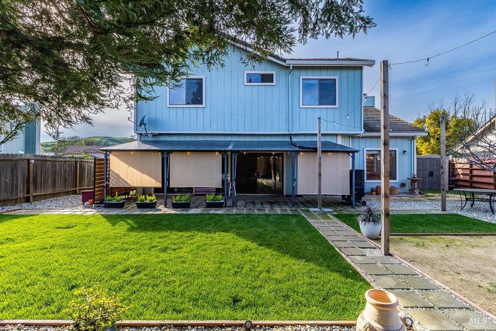 Detail Gallery Image 79 of 88 For 821 Saddle Horn Trl, Vacaville,  CA 95687 - 3 Beds | 3 Baths