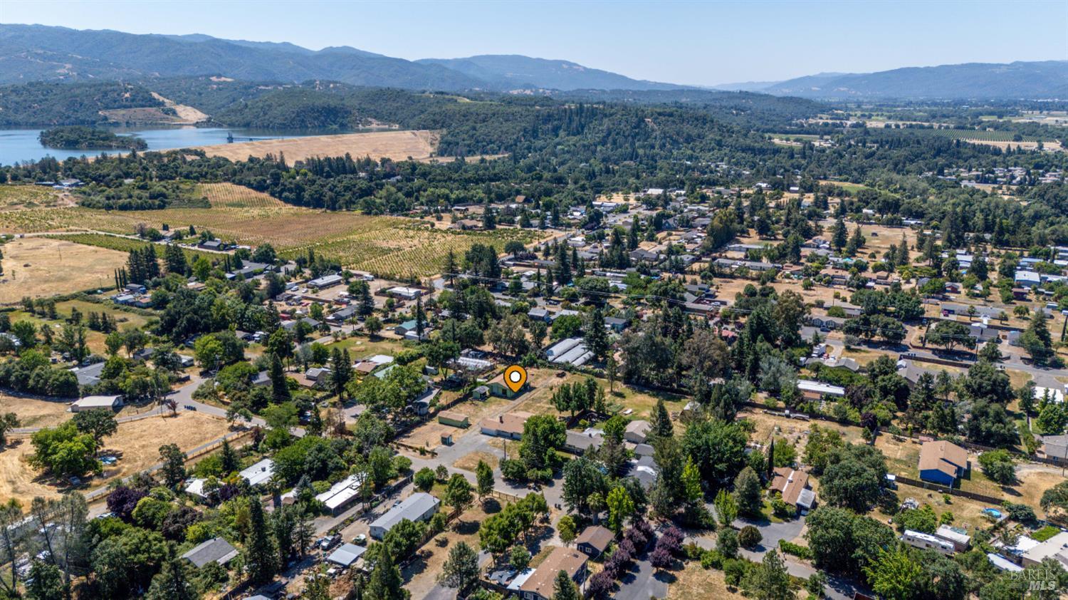 Detail Gallery Image 25 of 27 For 411 Milani Dr, Ukiah,  CA 95482 - 4 Beds | 2 Baths