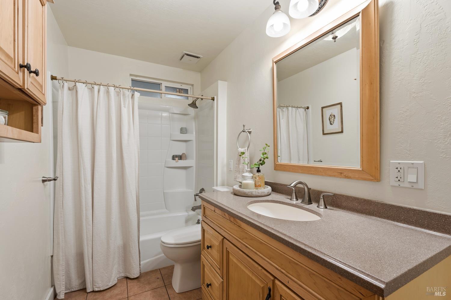 Detail Gallery Image 18 of 25 For 17600 Redwood Springs Dr, Fort Bragg,  CA 95437 - 2 Beds | 2 Baths