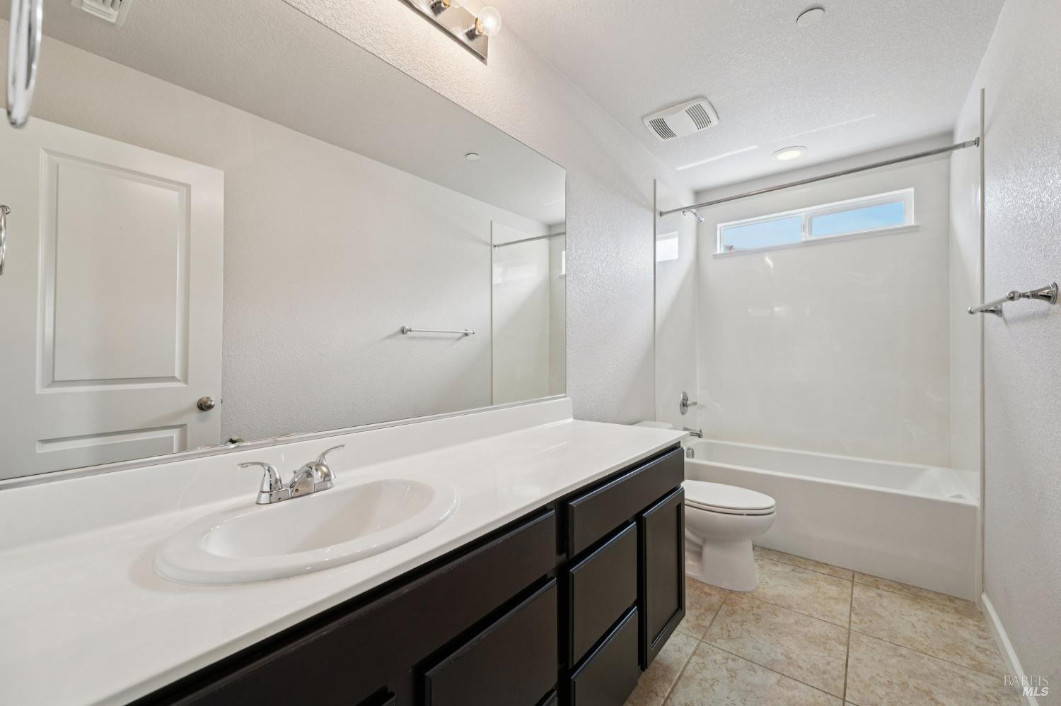 Detail Gallery Image 28 of 61 For 5291 Finkas Ln, Fairfield,  CA 94533 - 4 Beds | 3 Baths