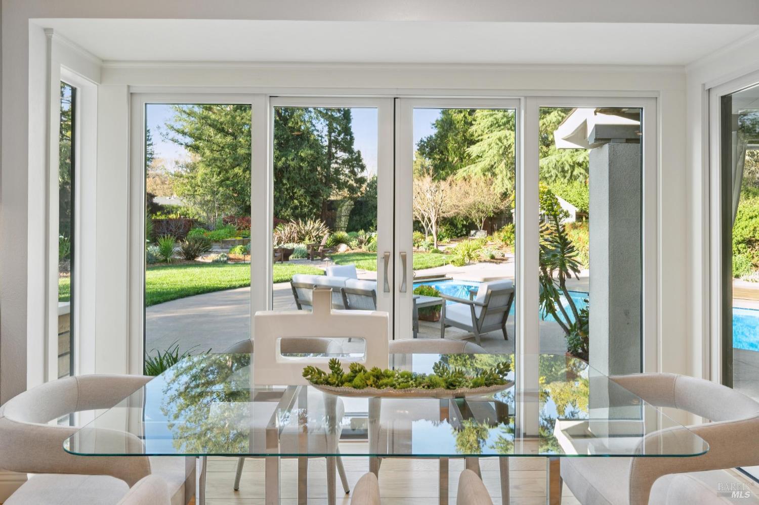 Detail Gallery Image 18 of 53 For 1222 Apple Tree Ct, Sonoma,  CA 95476 - 3 Beds | 3 Baths