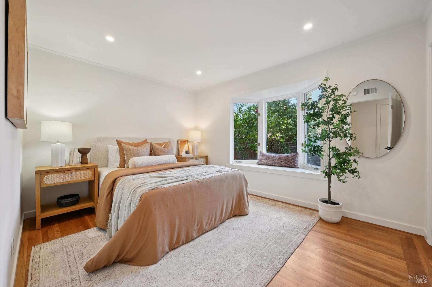 Detail Gallery Image 34 of 43 For 404 Spruce St, Mill Valley,  CA 94941 - 3 Beds | 2 Baths