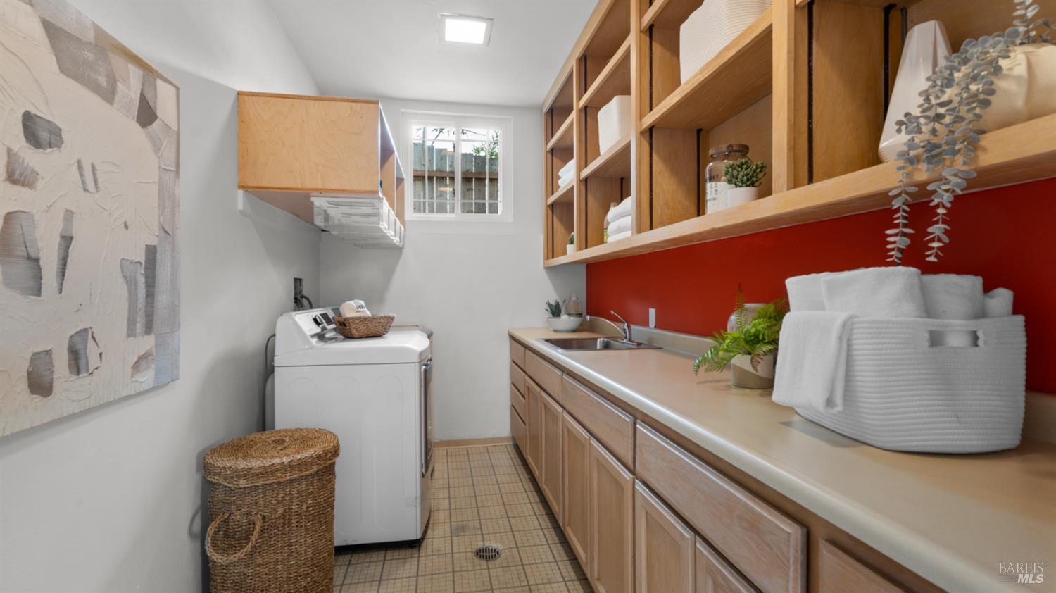 Detail Gallery Image 43 of 62 For 723 Alice St, Novato,  CA 94945 - 5 Beds | 2/1 Baths