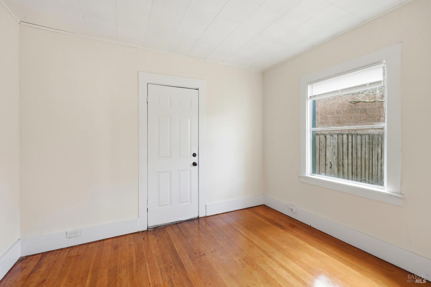 Detail Gallery Image 21 of 33 For 220 Carrillo St, Santa Rosa,  CA 95401 - 2 Beds | 1 Baths