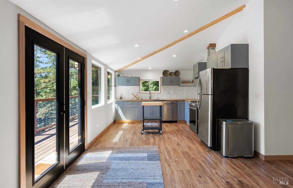 Detail Gallery Image 14 of 51 For 17356 Old Monte Rio Rd, Guerneville,  CA 95446 - 2 Beds | 2 Baths