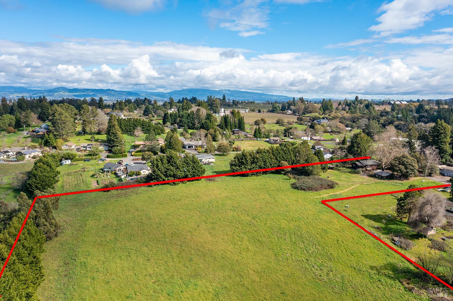 Detail Gallery Image 5 of 36 For 8400 Blackney Rd, Sebastopol,  CA 95472 - 2 Beds | 1 Baths