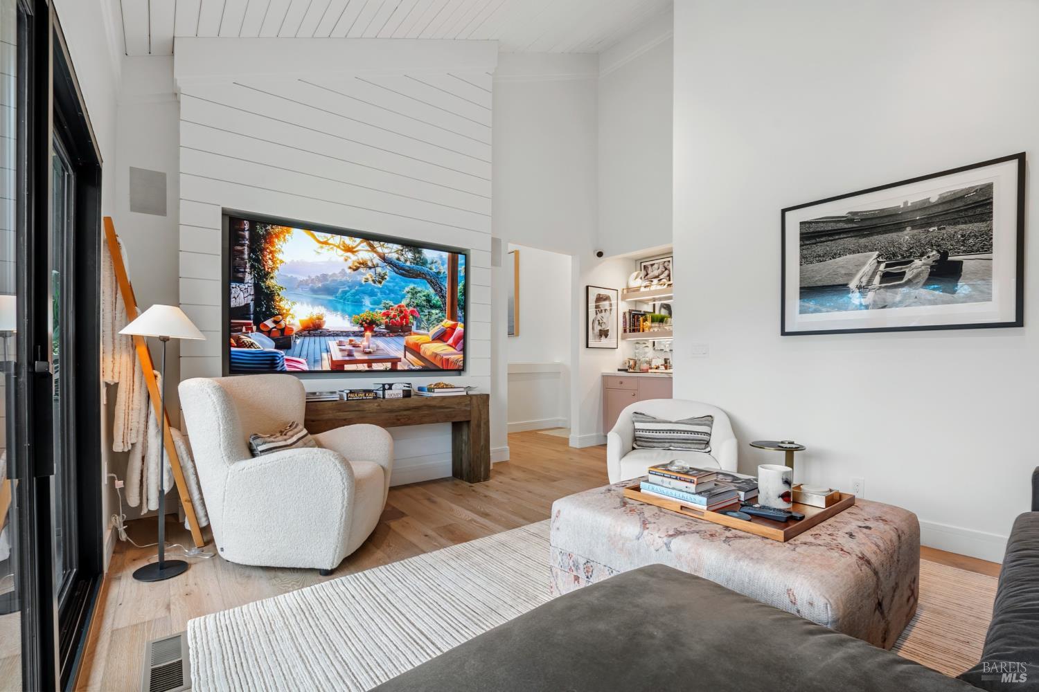 Detail Gallery Image 26 of 64 For 350 Deer Hollow Dr, Napa,  CA 94558 - 4 Beds | 4 Baths