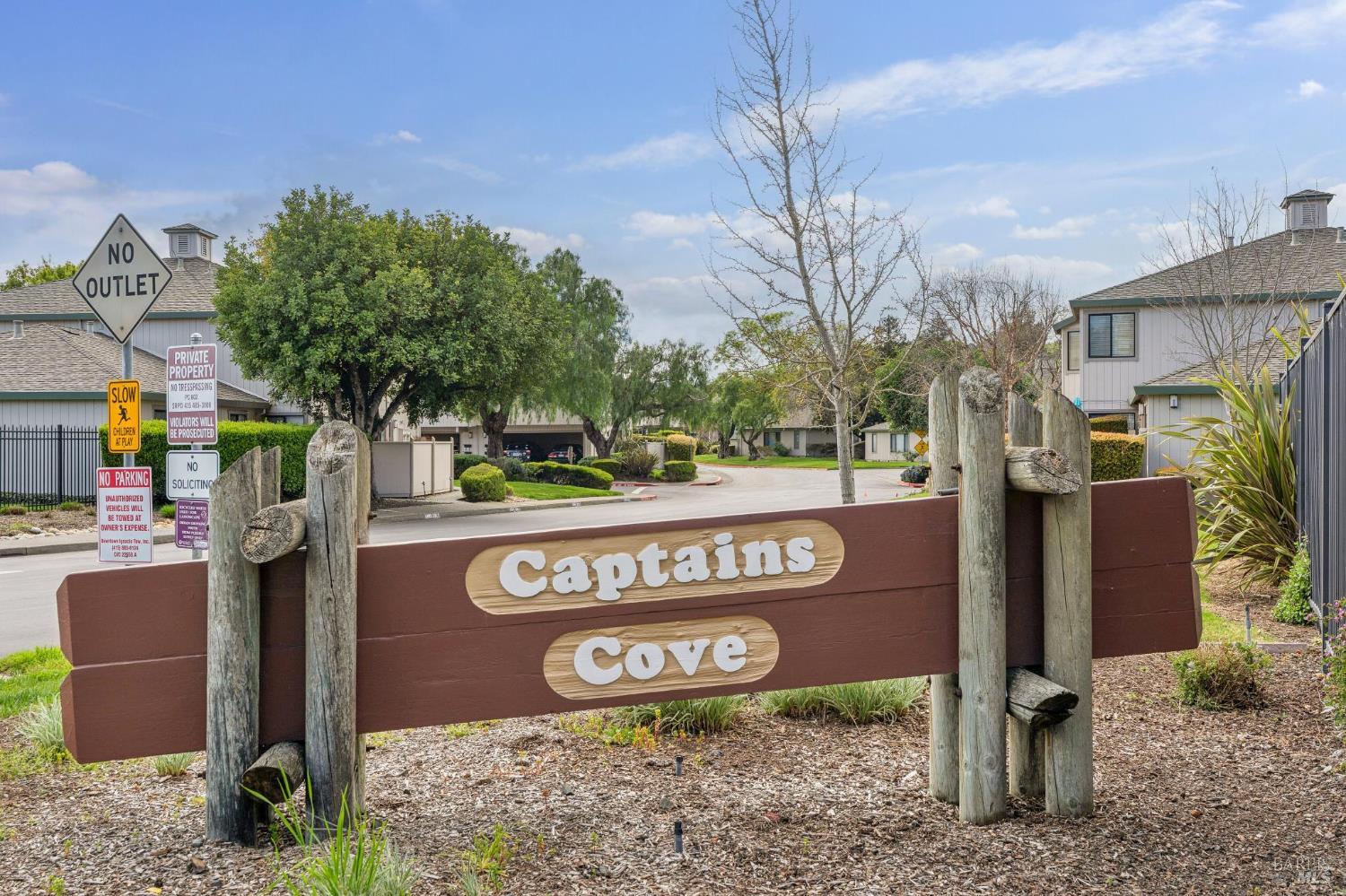 Detail Gallery Image 22 of 26 For 95 Dockside Cir, San Rafael,  CA 94903 - 2 Beds | 1 Baths