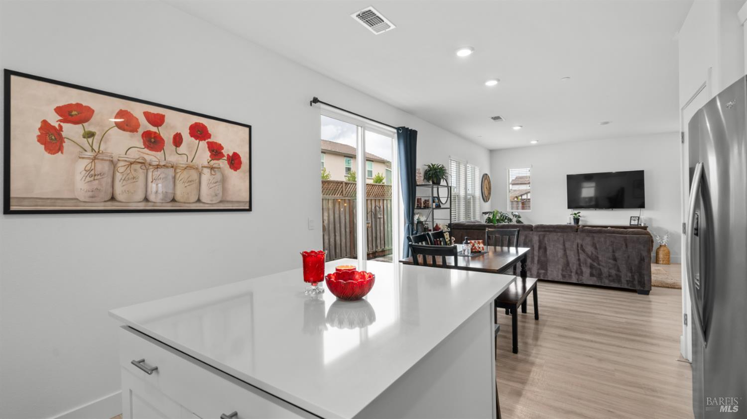 Detail Gallery Image 21 of 47 For 6083 Oak Leaf Pl, Rohnert Park,  CA 94928 - 4 Beds | 2/1 Baths