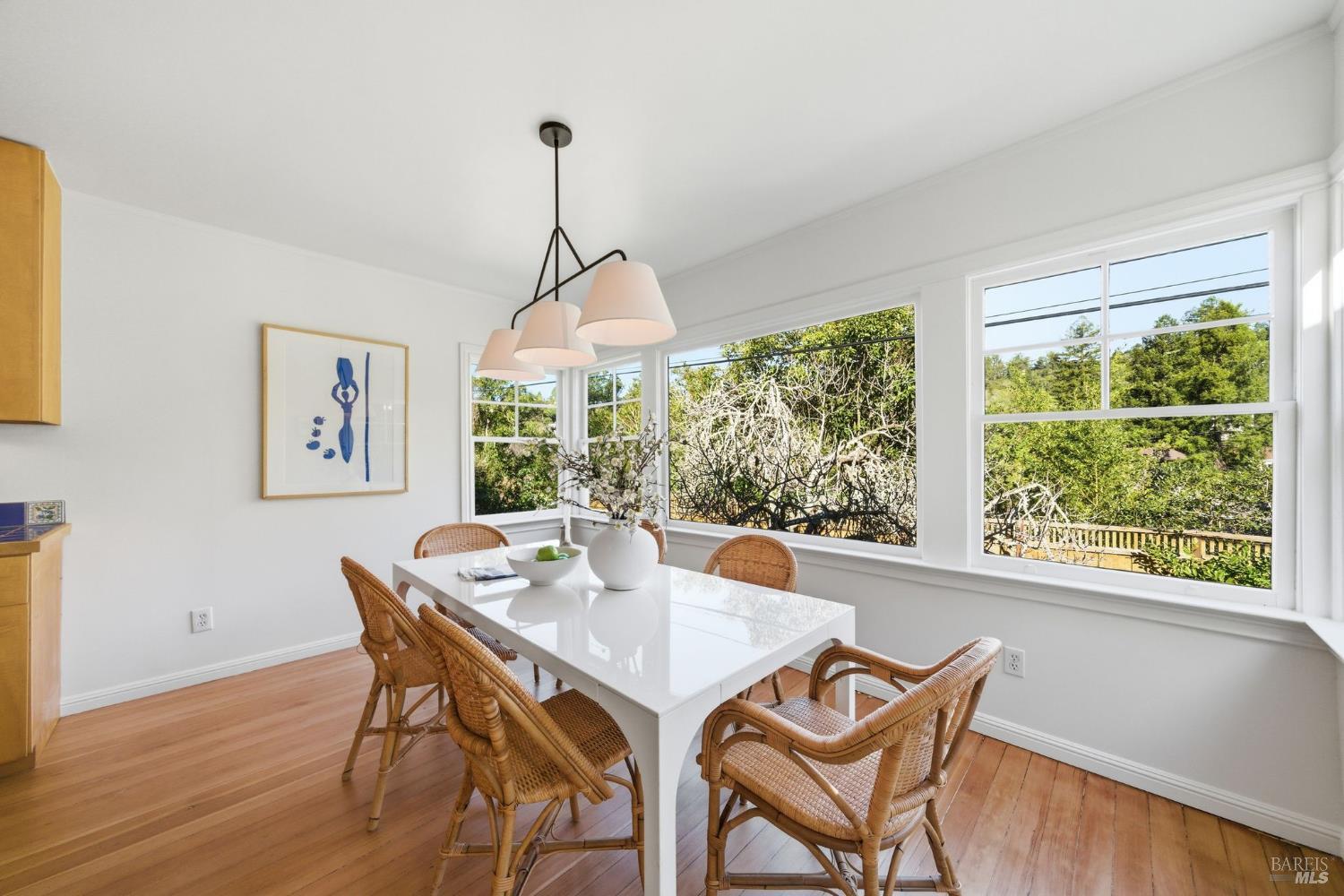 Detail Gallery Image 12 of 42 For 26 Hawthorne Ave, San Anselmo,  CA 94960 - 2 Beds | 2 Baths