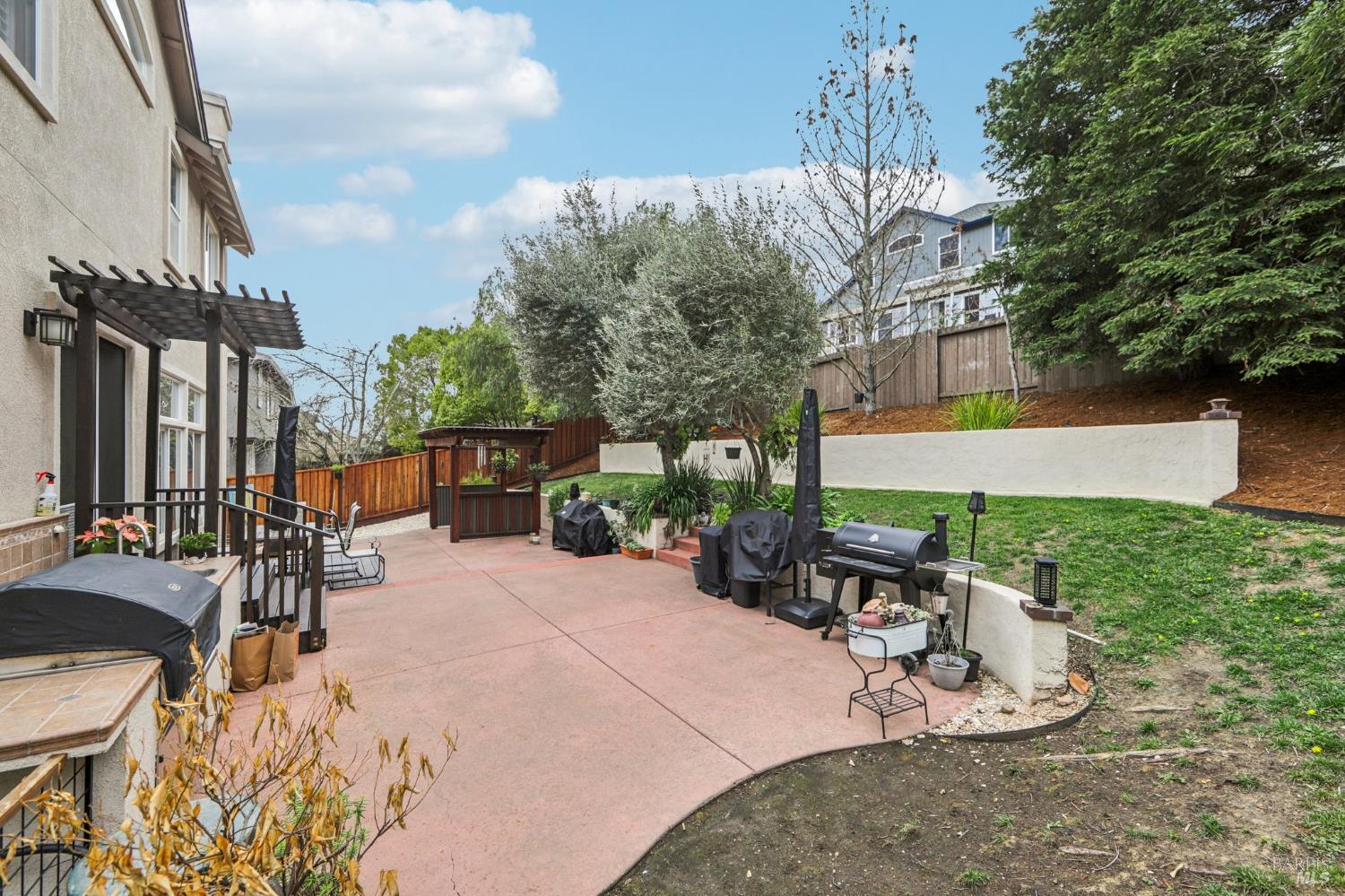 Detail Gallery Image 32 of 44 For 1444 Great Heron Dr, Santa Rosa,  CA 95409 - 4 Beds | 3 Baths