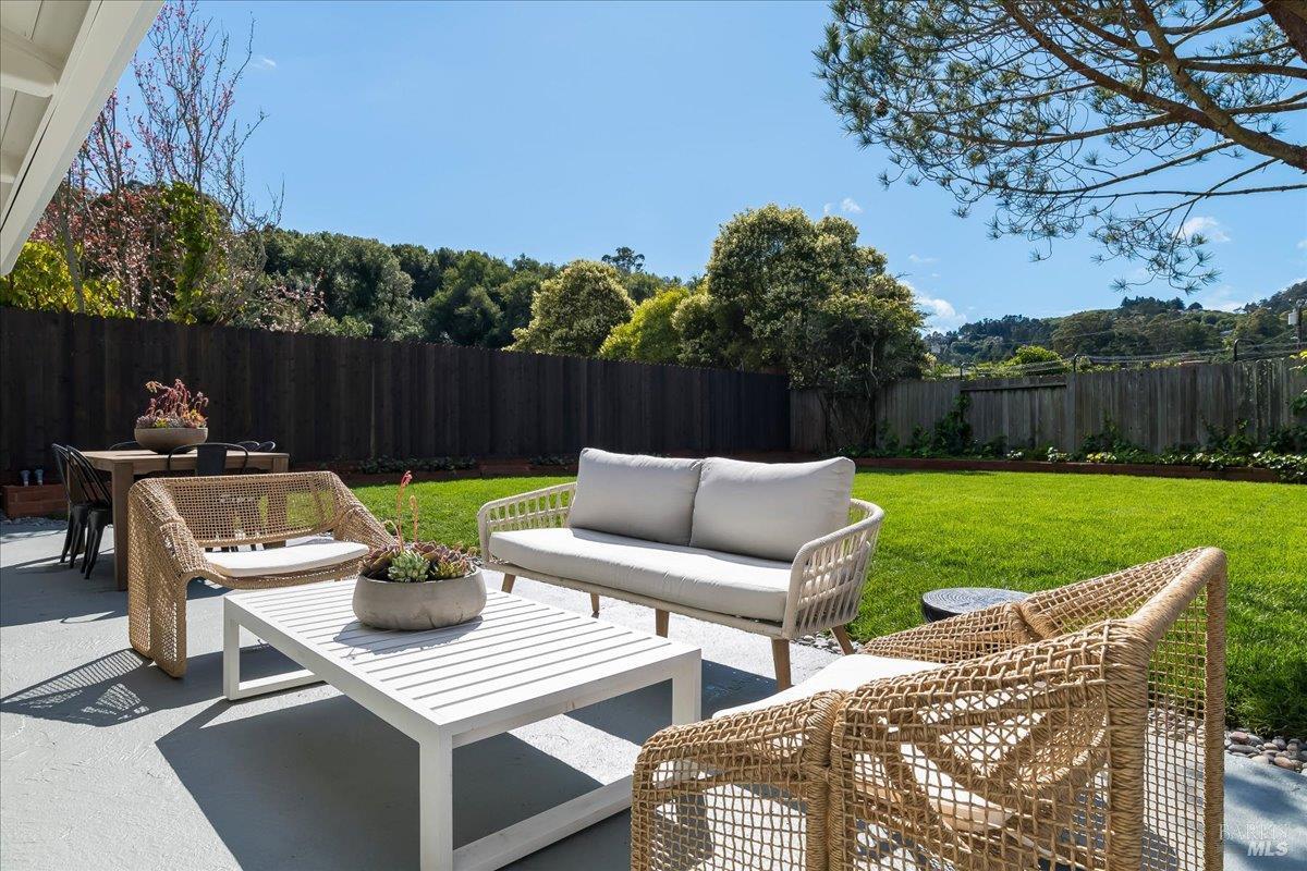 Detail Gallery Image 26 of 26 For 265 Cardinal Rd, Mill Valley,  CA 94941 - 3 Beds | 1 Baths