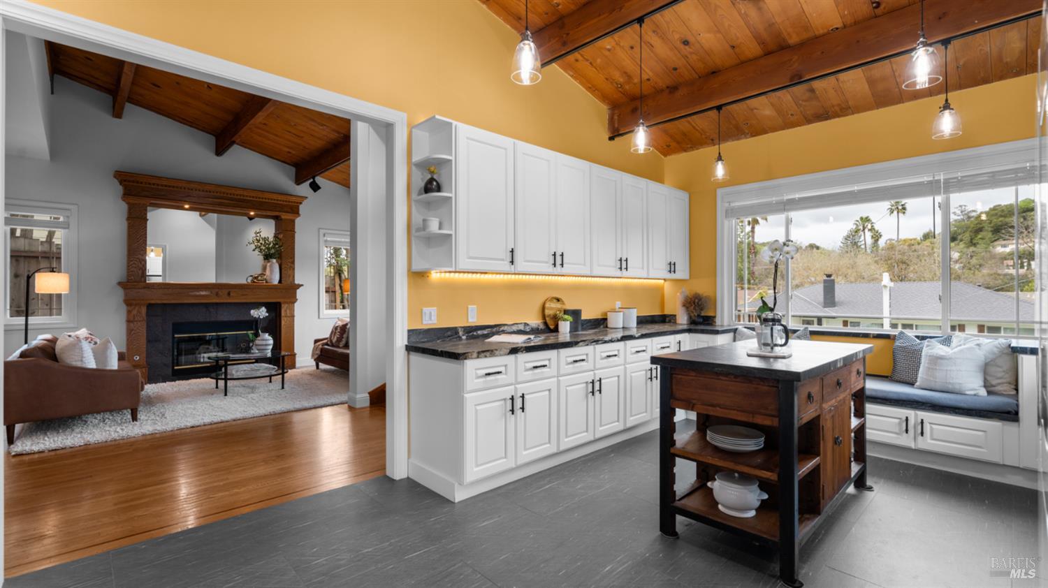 Detail Gallery Image 25 of 62 For 723 Alice St, Novato,  CA 94945 - 5 Beds | 2/1 Baths