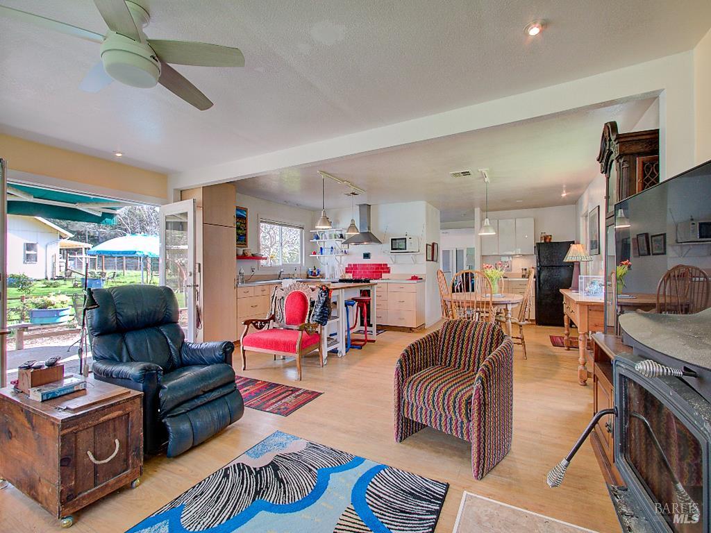 Detail Gallery Image 6 of 52 For 14100 Prairie Way, Mendocino,  CA 95460 - 2 Beds | 2 Baths