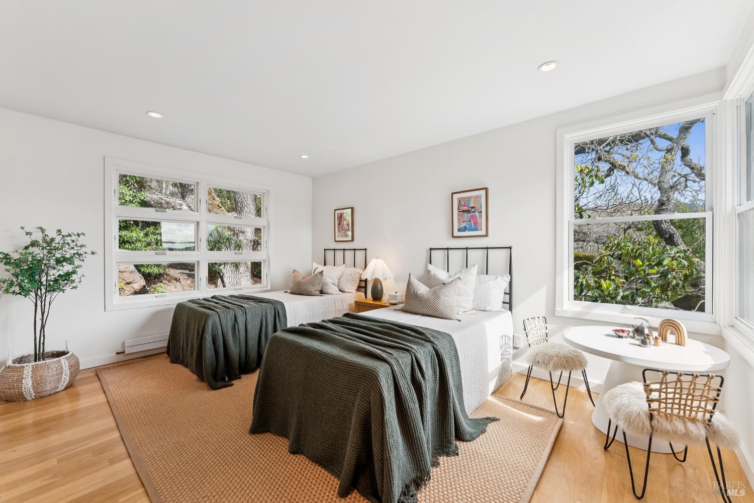 Detail Gallery Image 41 of 65 For 123 Almenar Dr, Greenbrae,  CA 94904 - 3 Beds | 3 Baths