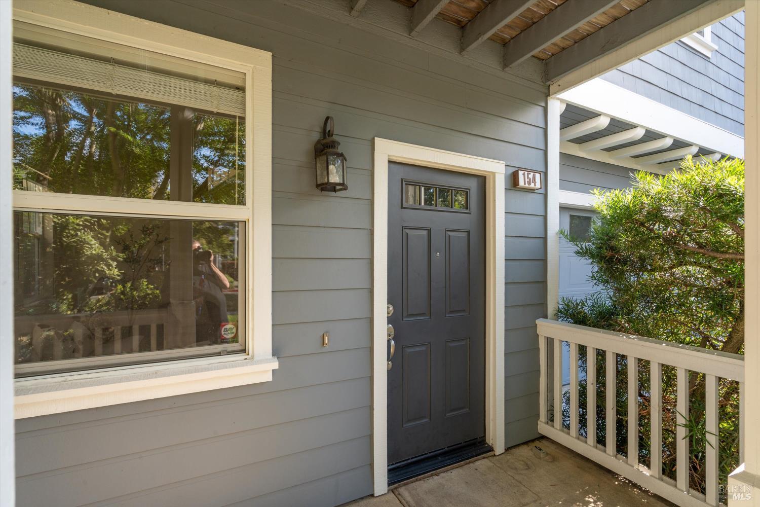 Detail Gallery Image 2 of 30 For 154 Piper Ln, Sonoma,  CA 95476 - 3 Beds | 2/1 Baths
