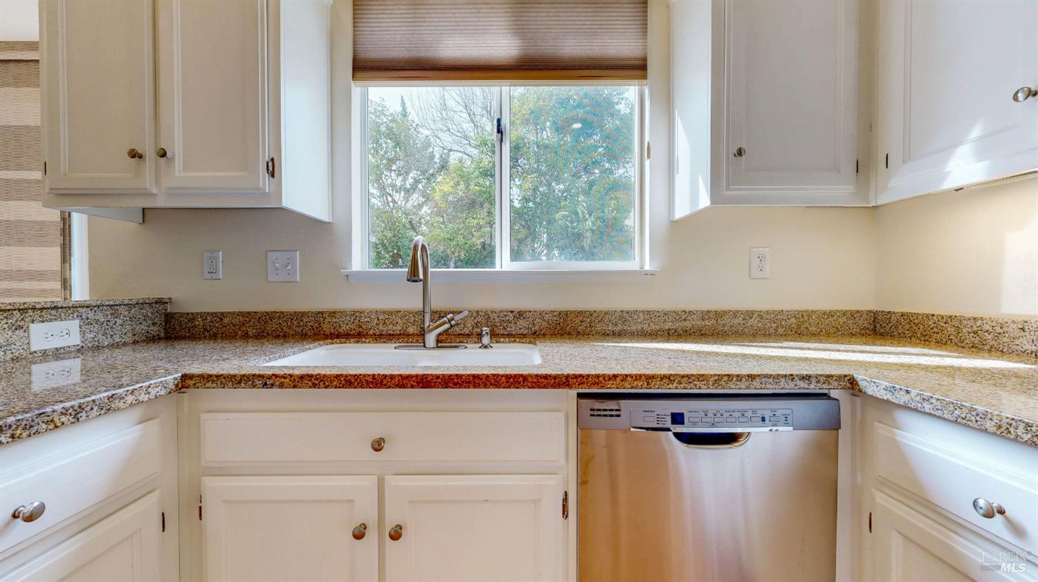 Detail Gallery Image 31 of 54 For 1273 Potrero Cir, Suisun City,  CA 94585 - 4 Beds | 3 Baths