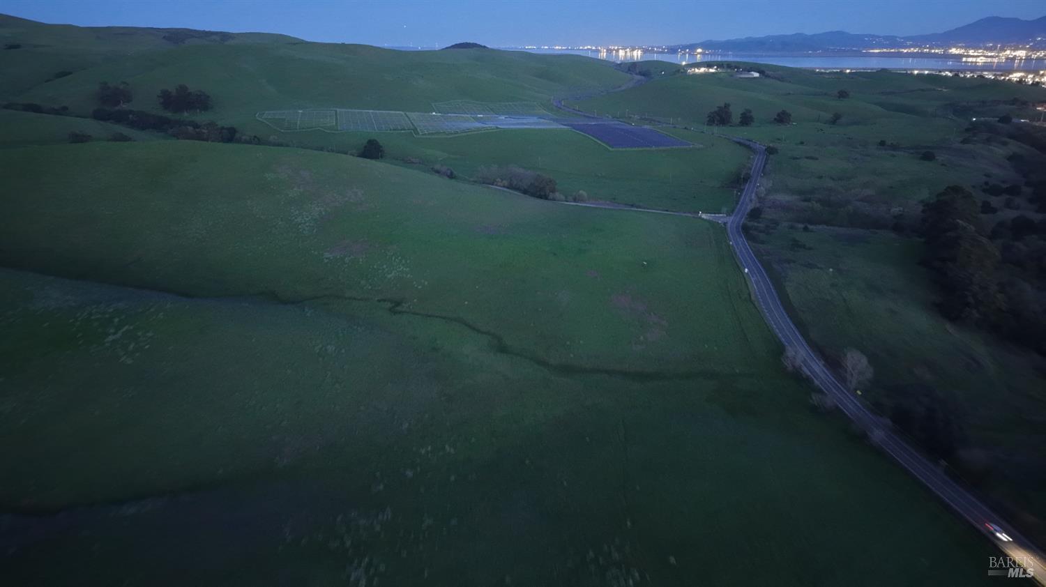 Detail Gallery Image 6 of 7 For 2 Lake Herman Rd, Benicia,  CA 94510 - – Beds | – Baths