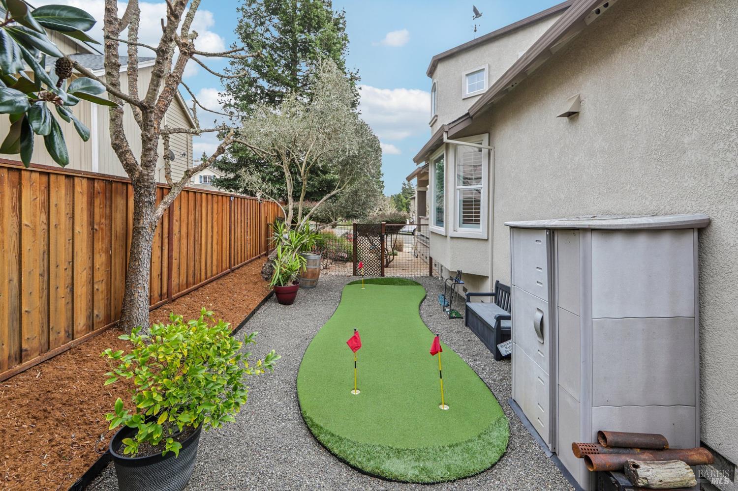 Detail Gallery Image 33 of 44 For 1444 Great Heron Dr, Santa Rosa,  CA 95409 - 4 Beds | 3 Baths