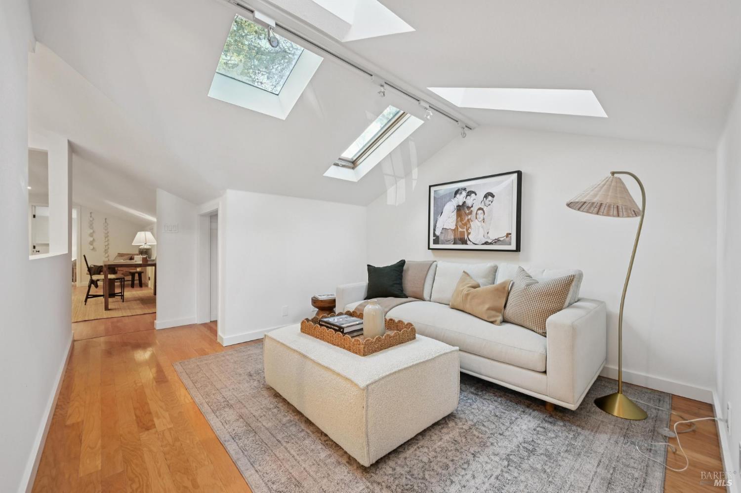 Detail Gallery Image 26 of 43 For 404 Spruce St, Mill Valley,  CA 94941 - 3 Beds | 2 Baths