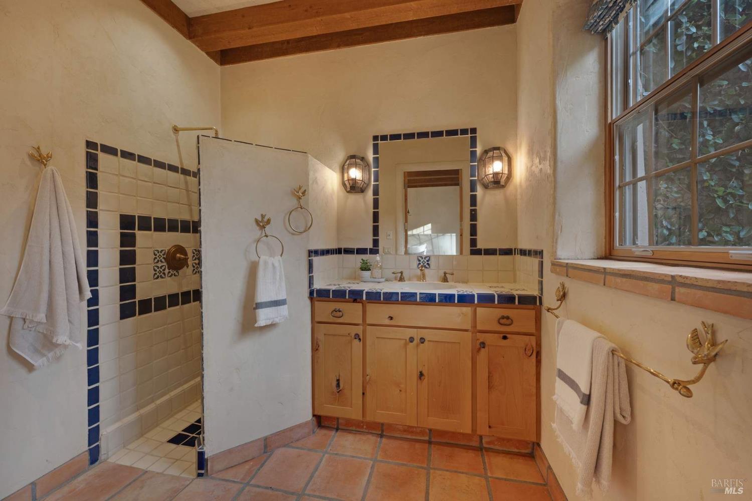 Detail Gallery Image 26 of 44 For 77 Oso Trl, Glen Ellen,  CA 95442 - 3 Beds | 3/1 Baths