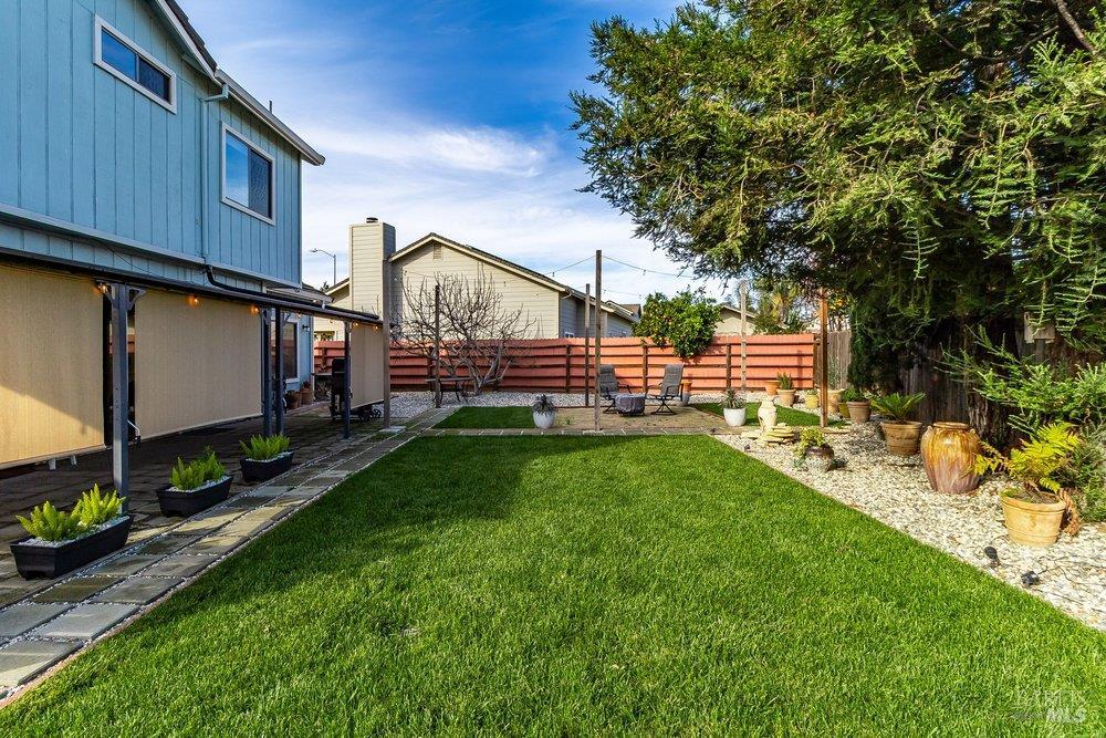 Detail Gallery Image 76 of 88 For 821 Saddle Horn Trl, Vacaville,  CA 95687 - 3 Beds | 3 Baths