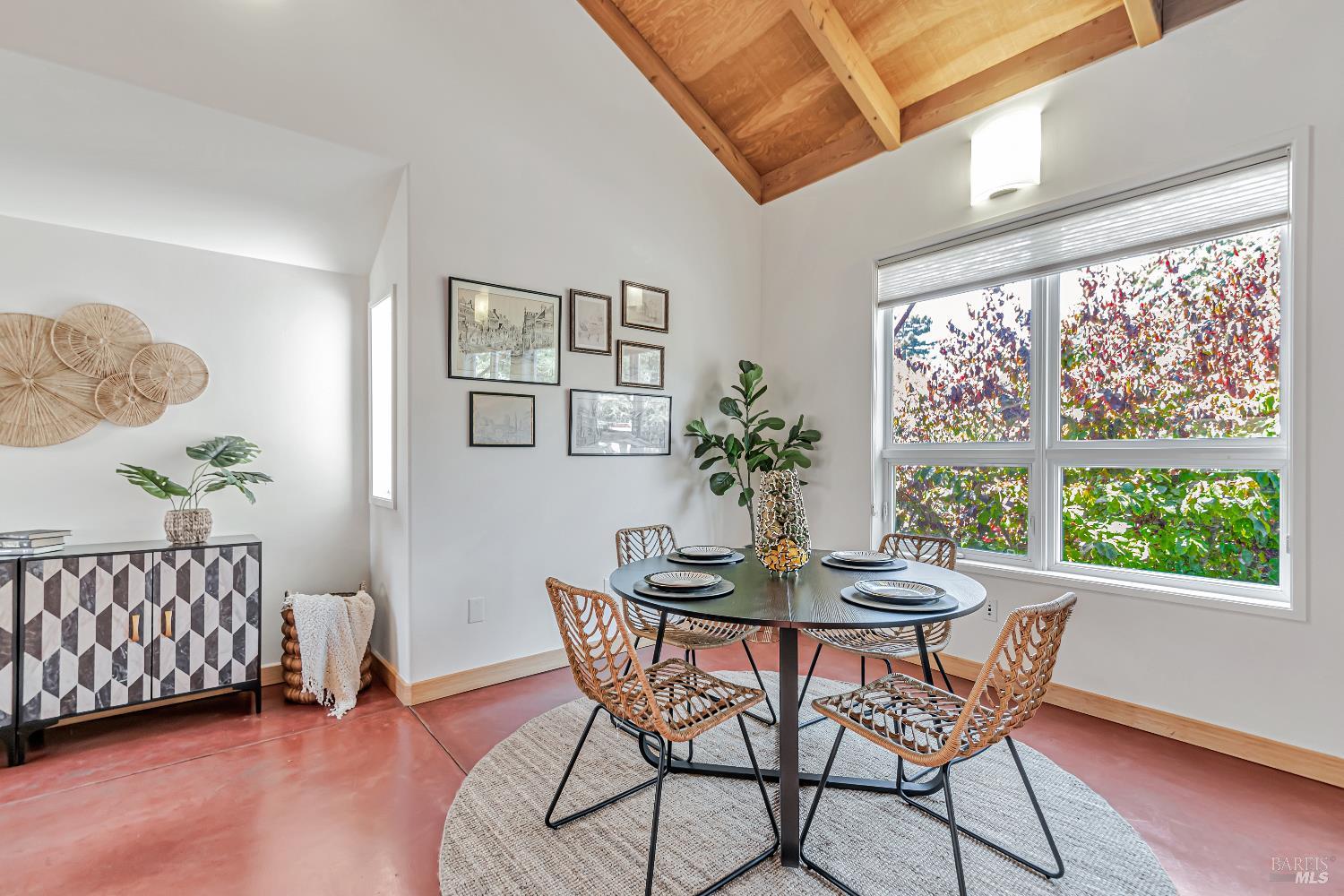 Detail Gallery Image 16 of 47 For 455 Florence Ave, Sebastopol,  CA 95472 - 1 Beds | 2/1 Baths