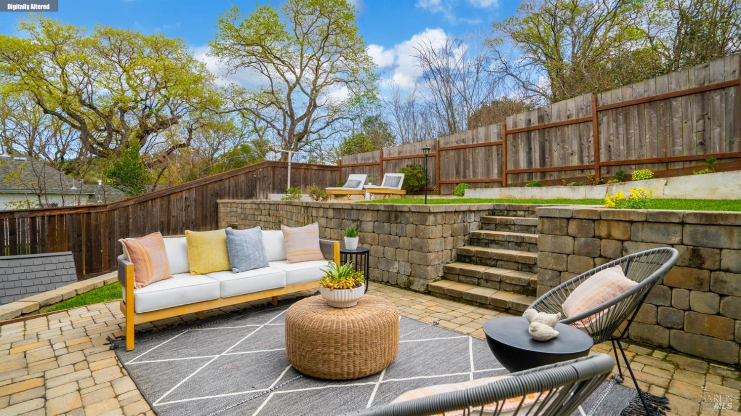 Detail Gallery Image 13 of 62 For 723 Alice St, Novato,  CA 94945 - 5 Beds | 2/1 Baths