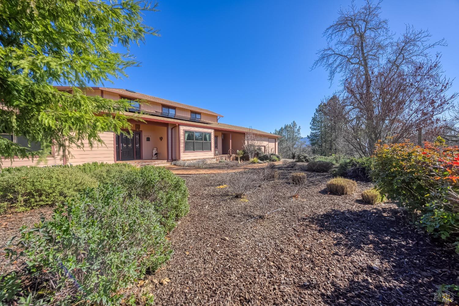 Detail Gallery Image 7 of 88 For 6535 Highland Springs Rd, Lakeport,  CA 95453 - 4 Beds | 3 Baths