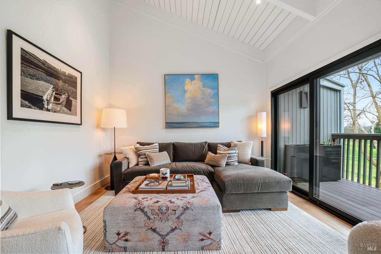 Detail Gallery Image 24 of 64 For 350 Deer Hollow Dr, Napa,  CA 94558 - 4 Beds | 4 Baths