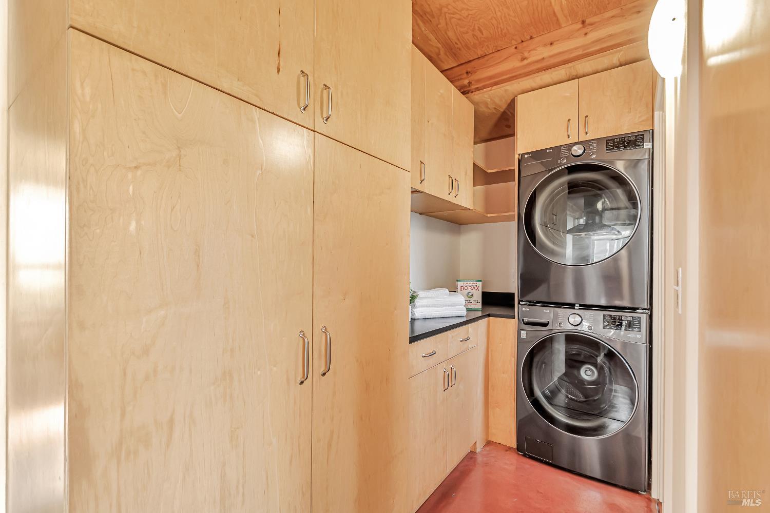 Detail Gallery Image 26 of 47 For 455 Florence Ave, Sebastopol,  CA 95472 - 1 Beds | 2/1 Baths