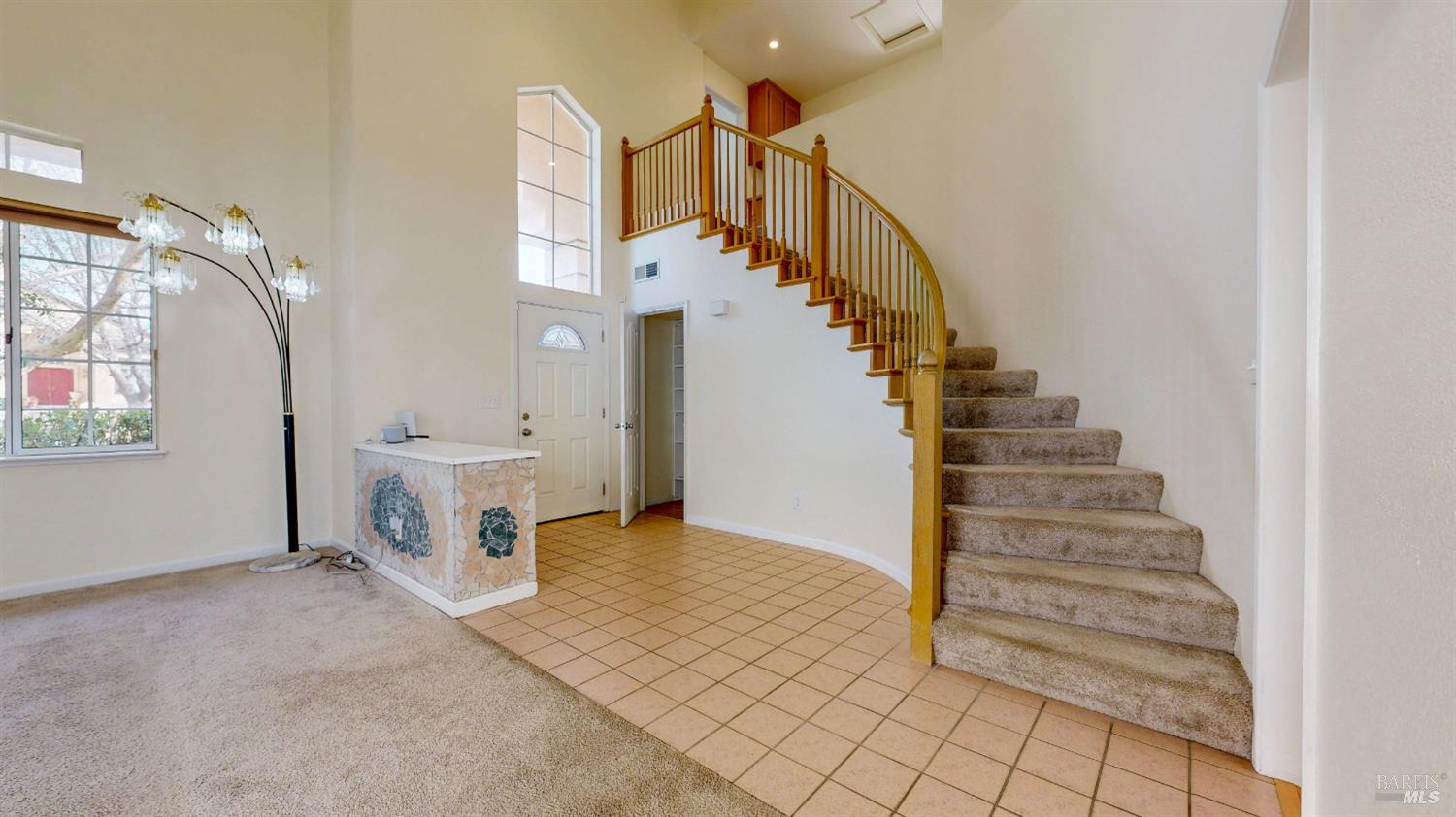 Detail Gallery Image 6 of 54 For 1273 Potrero Cir, Suisun City,  CA 94585 - 4 Beds | 3 Baths