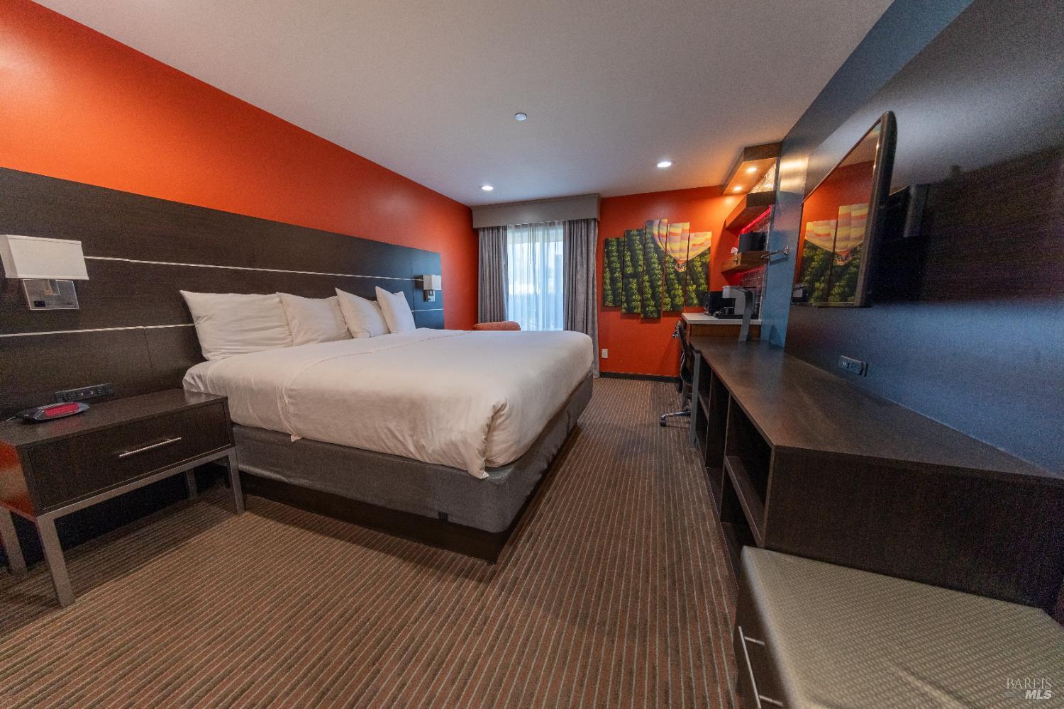 Detail Gallery Image 32 of 96 For 178 Dry Creek Rd, Healdsburg,  CA 95448 - – Beds | – Baths