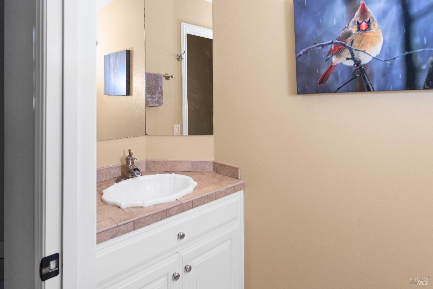 Detail Gallery Image 25 of 48 For 230 Clear Ridge Drive Dr, Healdsburg,  CA 95448 - 3 Beds | 2/1 Baths