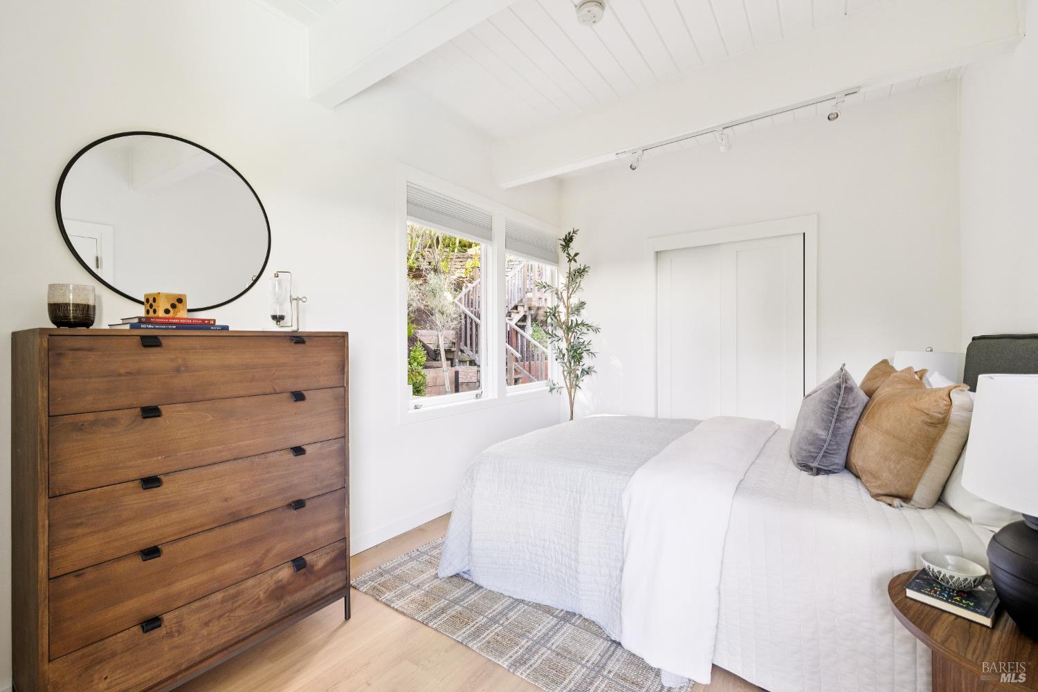 Detail Gallery Image 24 of 49 For 151 Tamalpais Ave, Mill Valley,  CA 94941 - 4 Beds | 3 Baths