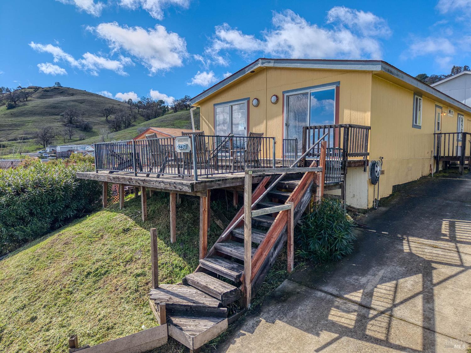 Detail Gallery Image 8 of 50 For 4237 5th Ave, Lakeport,  CA 95453 - 2 Beds | 2 Baths