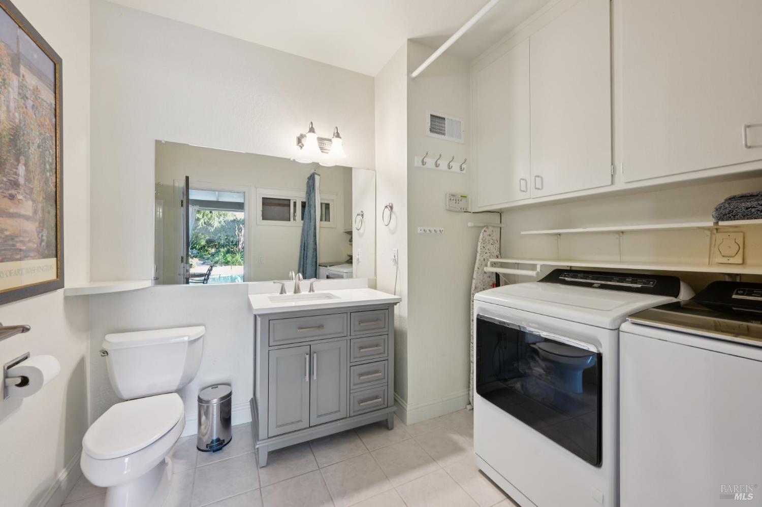 Detail Gallery Image 32 of 53 For 1222 Apple Tree Ct, Sonoma,  CA 95476 - 3 Beds | 3 Baths