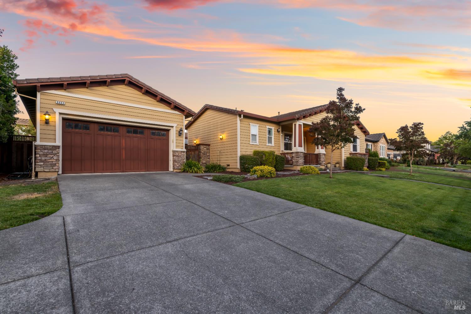 Front Image Thumbnail for BA326016742