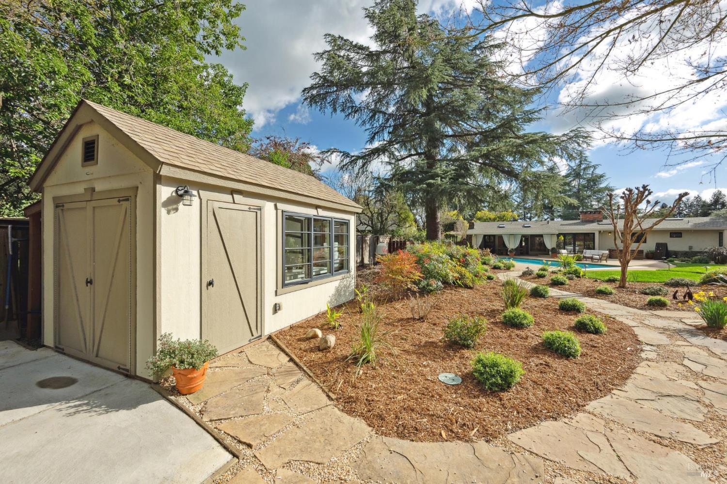 Detail Gallery Image 45 of 53 For 1222 Apple Tree Ct, Sonoma,  CA 95476 - 3 Beds | 3 Baths