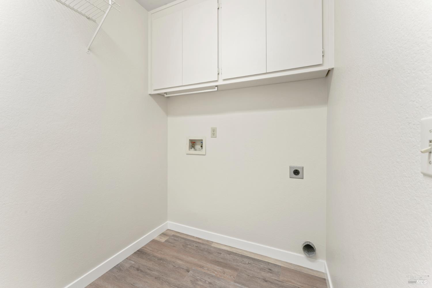 Detail Gallery Image 18 of 41 For 1175 Hickory Ave, Fairfield,  CA 94533 - 4 Beds | 3 Baths