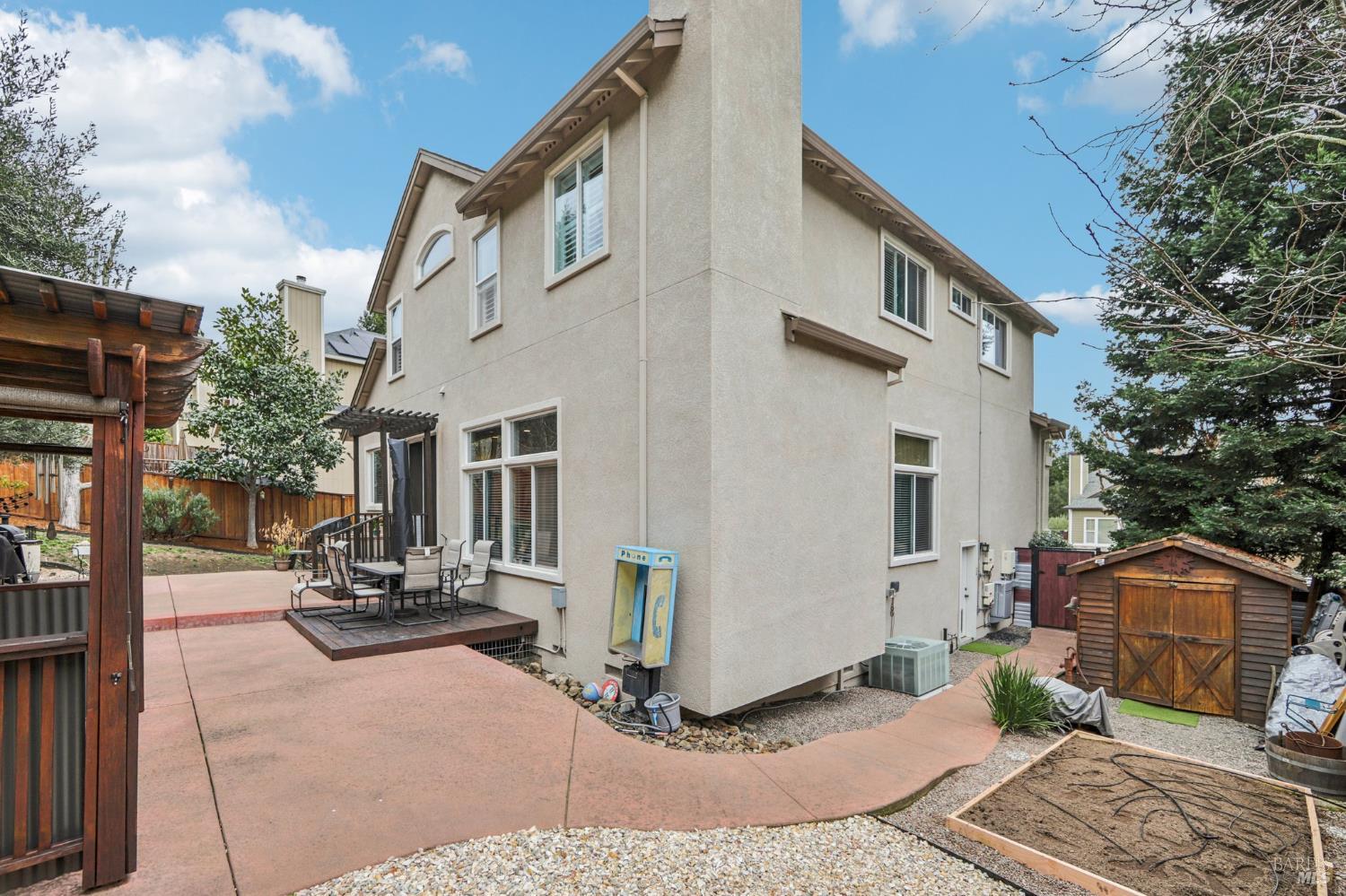 Detail Gallery Image 35 of 44 For 1444 Great Heron Dr, Santa Rosa,  CA 95409 - 4 Beds | 3 Baths