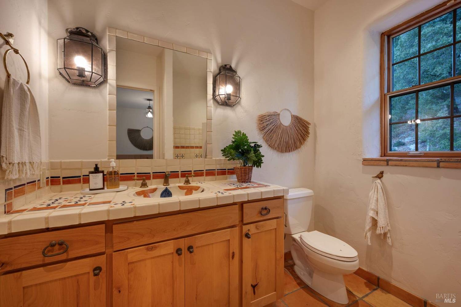 Detail Gallery Image 32 of 44 For 77 Oso Trl, Glen Ellen,  CA 95442 - 3 Beds | 3/1 Baths